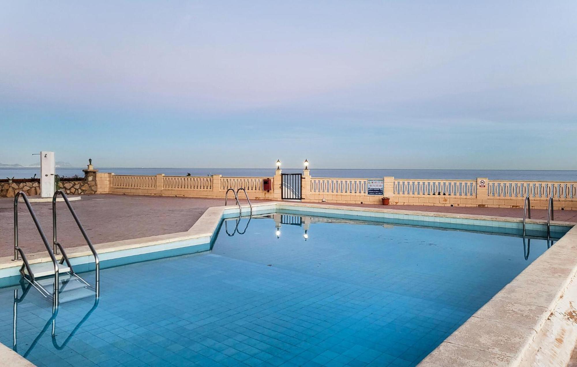 2 Bedroom Cozy Apartment In El Campello Dış mekan fotoğraf