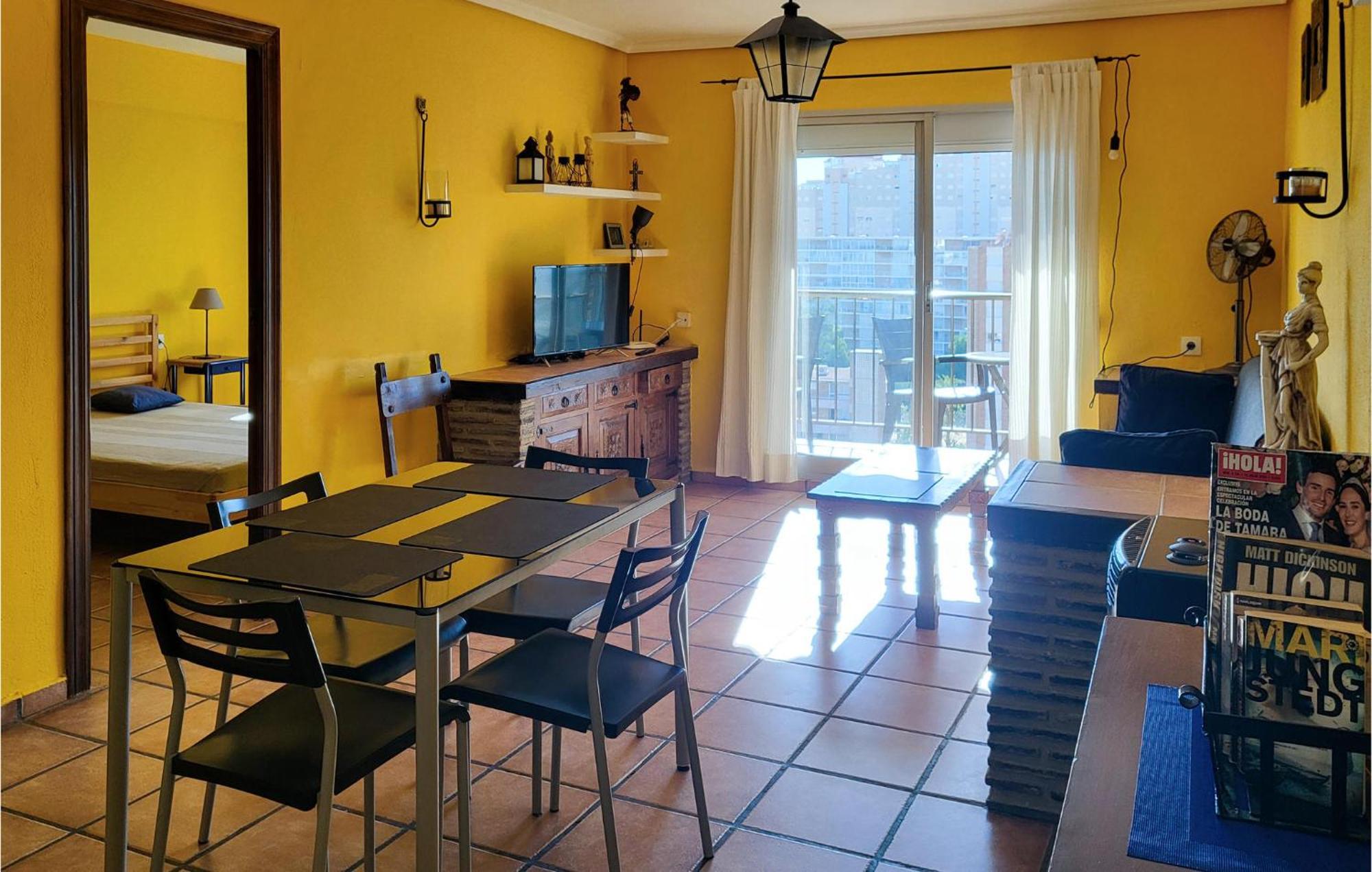 2 Bedroom Cozy Apartment In El Campello Dış mekan fotoğraf